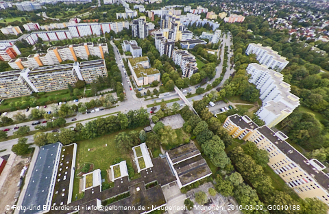 12.09.2024 - Marx-Zentrum, Studentenwohnheim, Wohnanlage Karl-Marx-Ring 52-62, KMR 53-57c Umgebung