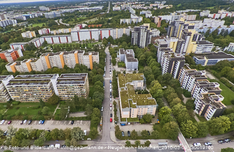 12.09.2024 - Marx-Zentrum, Studentenwohnheim, Wohnanlage Karl-Marx-Ring 52-62, KMR 53-57c Umgebung