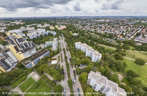 12.09.2024 - Marx-Zentrum, Studentenwohnheim, Wohnanlage Karl-Marx-Ring 52-62, KMR 53-57c Umgebung
