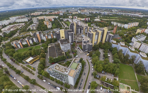 12.09.2024 - Marx-Zentrum, Studentenwohnheim, Wohnanlage Karl-Marx-Ring 52-62, KMR 53-57c Umgebung