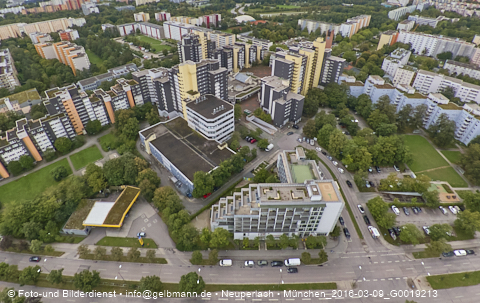 12.09.2024 - Marx-Zentrum, Studentenwohnheim, Wohnanlage Karl-Marx-Ring 52-62, KMR 53-57c Umgebung