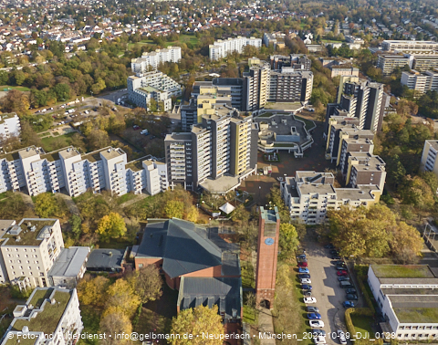29.10.2024 - Marx-Zentrum, Studentenwohnheim, Wohnanlage Karl-Marx-Ring 52-62, KMR 53-57c Umgebung