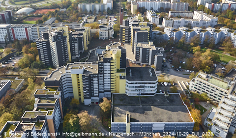 29.10.2024 - Marx-Zentrum, Studentenwohnheim, Wohnanlage Karl-Marx-Ring 52-62, KMR 53-57c Umgebung