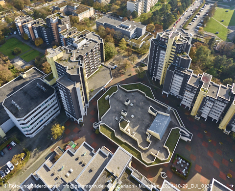 29.10.2024 - Marx-Zentrum, Studentenwohnheim, Wohnanlage Karl-Marx-Ring 52-62, KMR 53-57c Umgebung