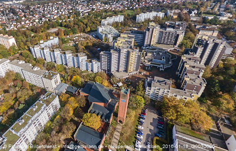 29.10.2024 - Marx-Zentrum, Studentenwohnheim, Wohnanlage Karl-Marx-Ring 52-62, KMR 53-57c Umgebung
