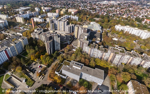 29.10.2024 - Marx-Zentrum, Studentenwohnheim, Wohnanlage Karl-Marx-Ring 52-62, KMR 53-57c Umgebung