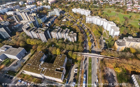 29.10.2024 - Marx-Zentrum, Studentenwohnheim, Wohnanlage Karl-Marx-Ring 52-62, KMR 53-57c Umgebung