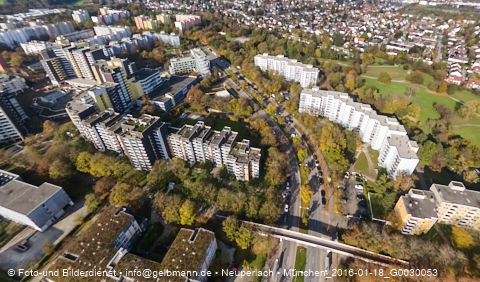 29.10.2024 - Marx-Zentrum, Studentenwohnheim, Wohnanlage Karl-Marx-Ring 52-62, KMR 53-57c Umgebung