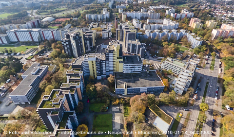 29.10.2024 - Marx-Zentrum, Studentenwohnheim, Wohnanlage Karl-Marx-Ring 52-62, KMR 53-57c Umgebung