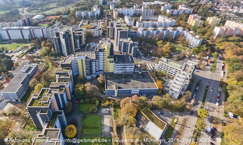 29.10.2024 - Marx-Zentrum, Studentenwohnheim, Wohnanlage Karl-Marx-Ring 52-62, KMR 53-57c Umgebung