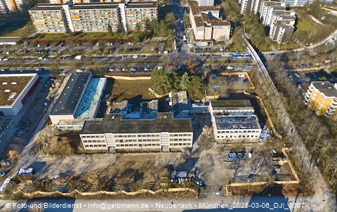 06.03.2025 - Marx-Zentrum, Studentenwohnheim, Wohnanlage Karl-Marx-Ring 52-62, KMR 53-57c Umgebung