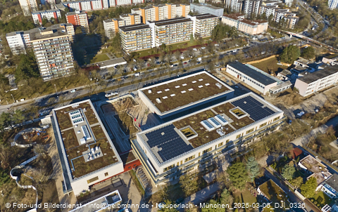 06.03.2025 - Marx-Zentrum, Studentenwohnheim, Wohnanlage Karl-Marx-Ring 52-62, KMR 53-57c Umgebung