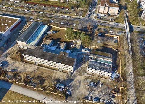 06.03.2025 - Marx-Zentrum, Studentenwohnheim, Wohnanlage Karl-Marx-Ring 52-62, KMR 53-57c Umgebung