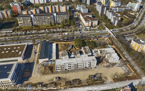 11.03.2025 - Marx-Zentrum, Studentenwohnheim, Wohnanlage Karl-Marx-Ring 52-62, KMR 53-57c Umgebung