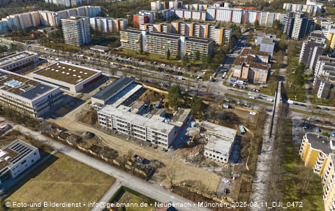 11.03.2025 - Marx-Zentrum, Studentenwohnheim, Wohnanlage Karl-Marx-Ring 52-62, KMR 53-57c Umgebung