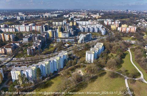 17.03.2025 - Marx-Zentrum, Studentenwohnheim, Wohnanlage Karl-Marx-Ring 52-62, KMR 53-57c Umgebung