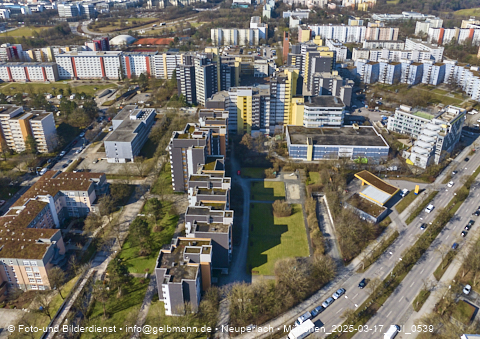 17.03.2025 - Marx-Zentrum, Studentenwohnheim, Wohnanlage Karl-Marx-Ring 52-62, KMR 53-57c Umgebung