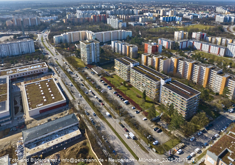 17.03.2025 - Marx-Zentrum, Studentenwohnheim, Wohnanlage Karl-Marx-Ring 52-62, KMR 53-57c Umgebung