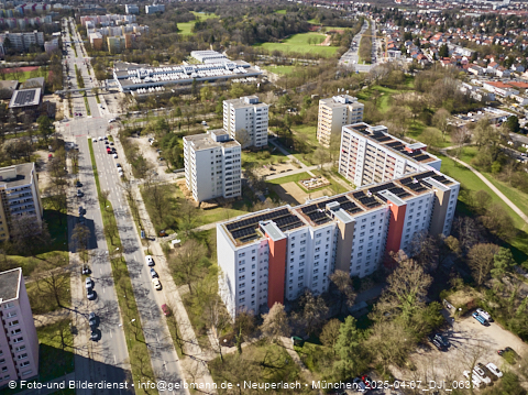 07.04.2025 - Münchner Wohnen am Karl-Marx-Ring 11-21 in Neuperlach