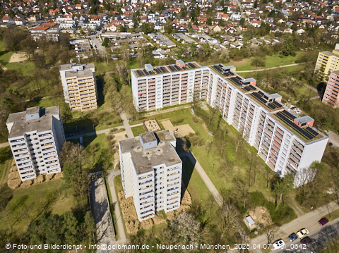 07.04.2025 - Münchner Wohnen am Karl-Marx-Ring 11-21 in Neuperlach