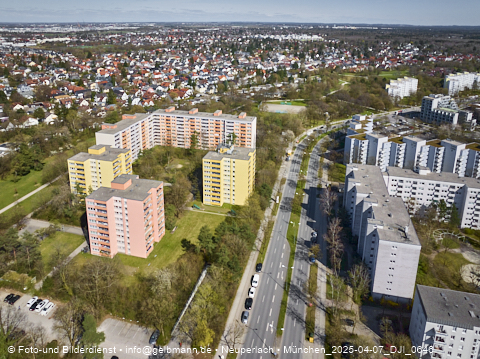 07.04.2025 - Münchner Wohnen am Karl-Marx-Ring 11-21 in Neuperlach