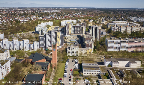 07.04.2025 - Marx-Zentrum, Studentenwohnheim, Wohnanlage Karl-Marx-Ring 52-62, KMR 53-57c Umgebung