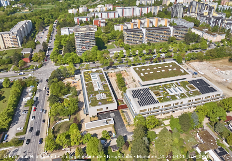 29.04.2025 - Marx-Zentrum, Studentenwohnheim, Wohnanlage Karl-Marx-Ring 52-62, KMR 53-57c Umgebung