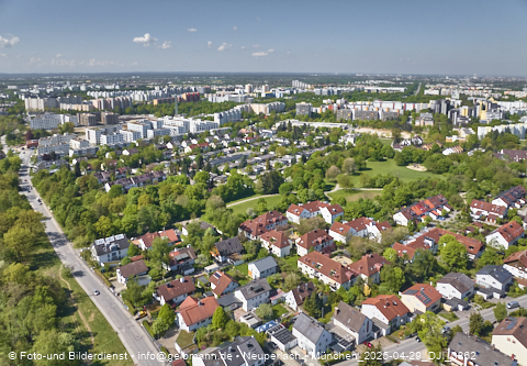 29.04.2025 - Marx-Zentrum, Studentenwohnheim, Wohnanlage Karl-Marx-Ring 52-62, KMR 53-57c Umgebung