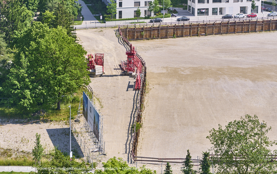 12.06.2025 - Alexisquartier_mit_Wohnanlage Karl-Marx-Ring 52-62 und das Marx-Zentrum in Neuperlach