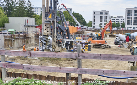 27.08.2025 - DEMOS-Baustelle und BayernHeim-Baustelle Alexiqauartier in Neuperlach