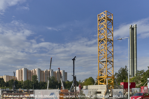 28.08.2025 - DEMOS-Baustelle und BayernHeim-Baustelle Alexiqauartier und BayernHeim in Neuperlach