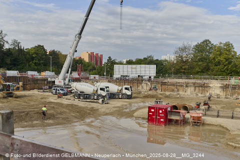 28.08.2025 - DEMOS-Baustelle und BayernHeim-Baustelle Alexiqauartier und BayernHeim in Neuperlach