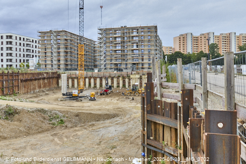30.08.2025 - DEMOS-Baustelle und BayernHeim-Baustelle Alexiqauartier und BayernHeim in Neuperlach