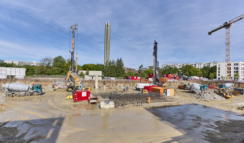 03.09.2025 - DEMOS-Baustelle und BayernHeim-Baustelle Alexiqauartier und BayernHeim in Neuperlach
