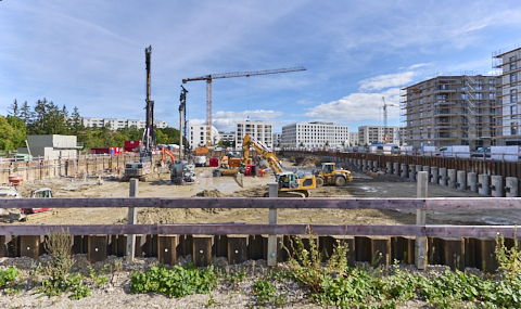 03.09.2025 - DEMOS-Baustelle und BayernHeim-Baustelle Alexiqauartier und BayernHeim in Neuperlach