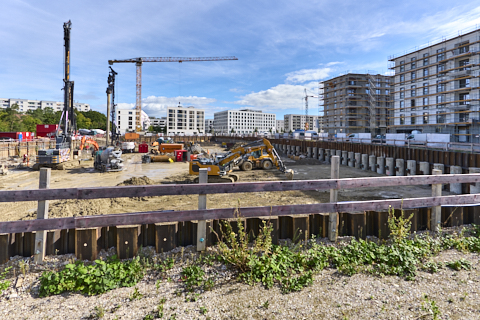 03.09.2025 - DEMOS-Baustelle und BayernHeim-Baustelle Alexiqauartier und BayernHeim in Neuperlach