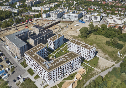 03.09.2025 - Luftbilder der DEMOS-Baustelle und BayernHeim-Baustelle Alexiqauartier und BayernHeim in Neuperlach