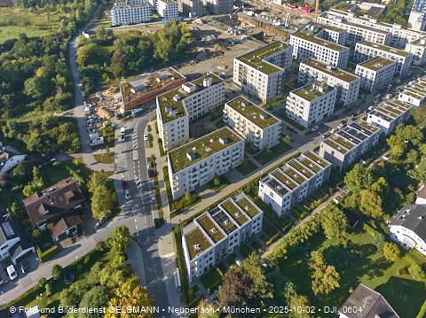 02.10.2025 - Baustelle BayernHeim und DEMOS im Alexisquartier