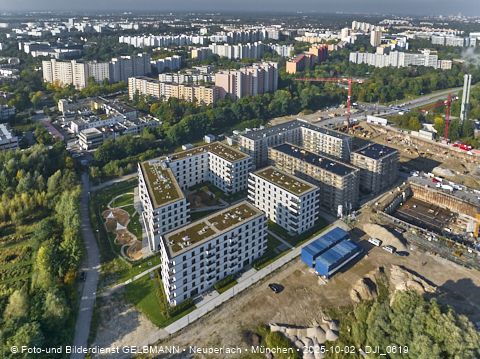 02.10.2025 - Baustelle BayernHeim und DEMOS im Alexisquartier