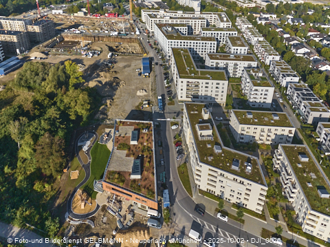 02.10.2025 - Baustelle BayernHeim und DEMOS im Alexisquartier