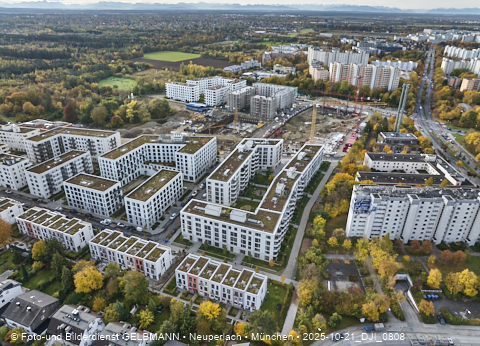 Baustelle Alexisquartier und BayernHeim in Neuperlach