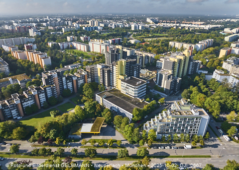 21.10.2025 - Marx-Zentrum und Karl-Marx-Ring 52-62 mit Umgebung in Neuperlach