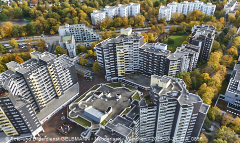 21.10.2025 - Marx-Zentrum und Karl-Marx-Ring 52-62 mit Umgebung in Neuperlach