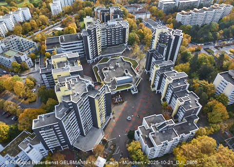 21.10.2025 - Marx-Zentrum und Karl-Marx-Ring 52-62 mit Umgebung in Neuperlach