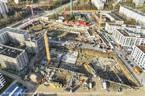 Baustelle Alexisquartier und BayernHeim in Neuperlach
