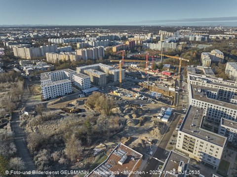 28.11.2025 - Baustelle Alexisquartier mit DEMOS und BayernHeim in Neuperlach