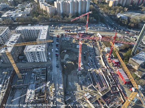 28.11.2025 - Baustelle Alexisquartier mit DEMOS und BayernHeim in Neuperlach