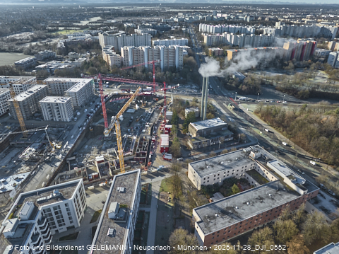28.11.2025 - Baustelle Alexisquartier mit DEMOS und BayernHeim in Neuperlach