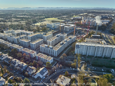 28.11.2025 - Baustelle Alexisquartier mit DEMOS und BayernHeim in Neuperlach