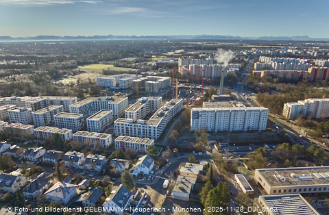 28.11.2025 - Baustelle Alexisquartier mit DEMOS und BayernHeim in Neuperlach